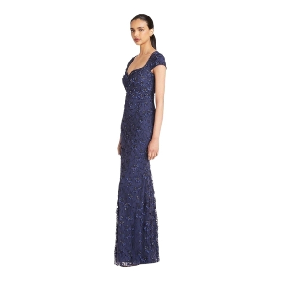Theia NWT $1095 Bree Cap-Sleeve Floral Beaded Evening Gown Navy Blue size 8 - Picture 2 of 15